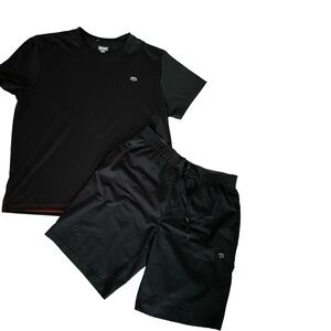 Men’s L/XL Tapout shorts and t shirt